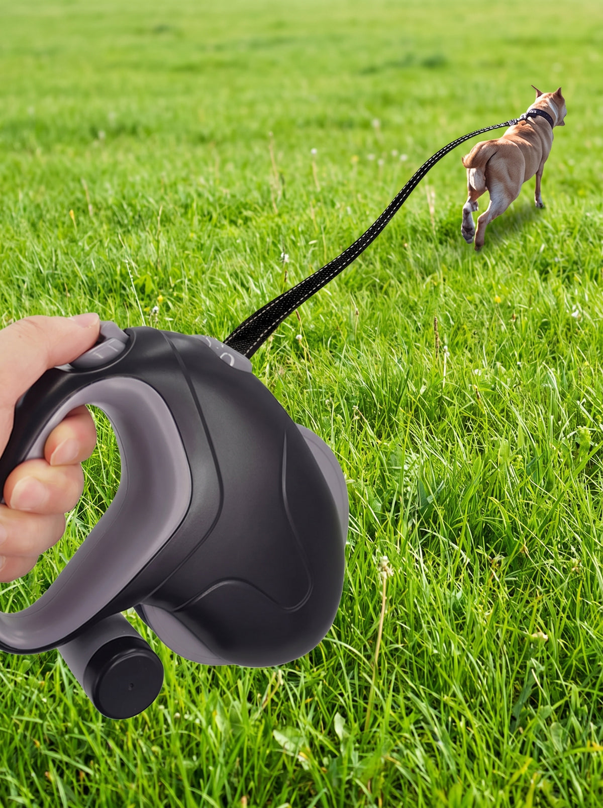 10M Heavy-Duty Retractable Dog Leash (110 lbs) with Waste Bag Dispenser – 360° Anti-Tangle